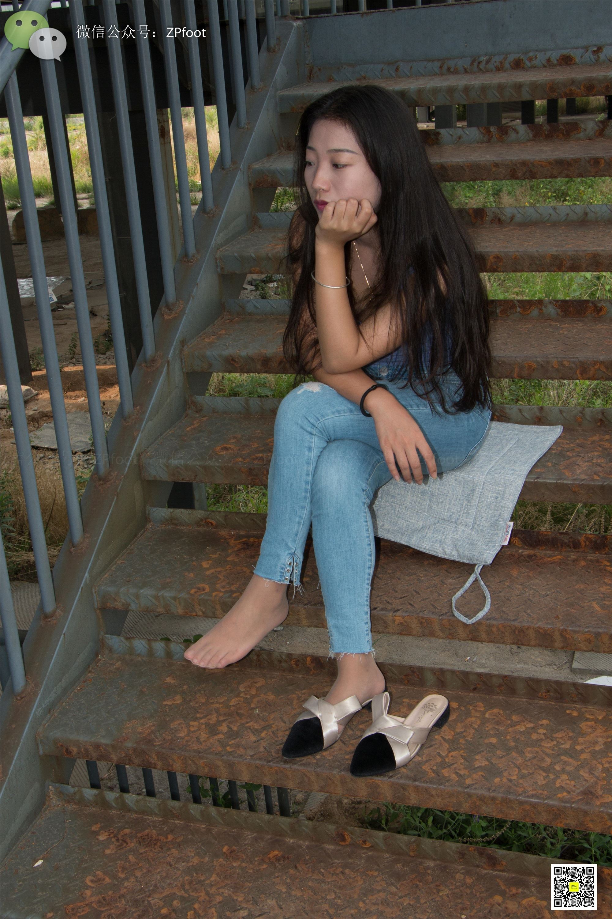 LSS山茶摄影 NO.010 芍药的短丝裸足